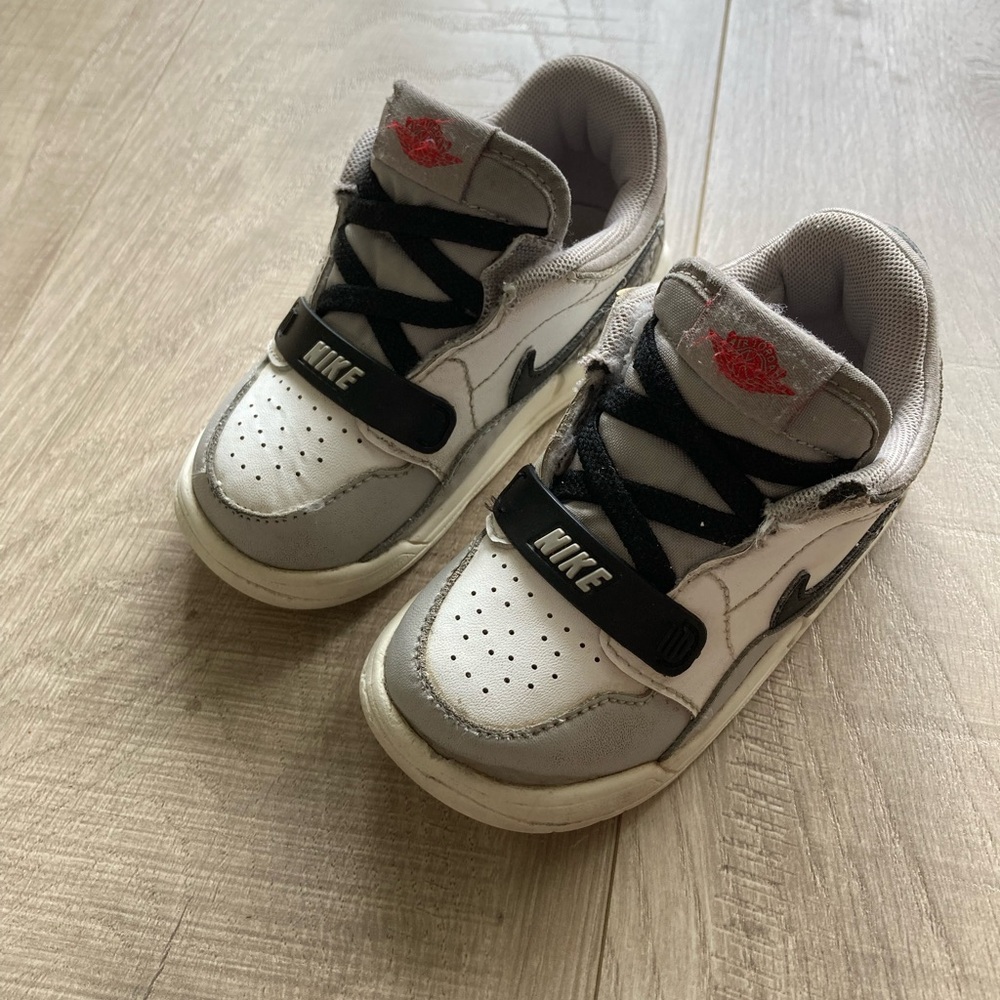 Nike White and Gray Jordan Classic Low-Top Design